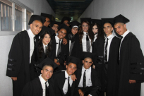  للخريجين فقط: صور خاصة بخريجي مدرسة اجيال الثانوية الفوج السادس